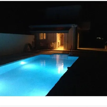 With Heated Pool And Sea View Vila