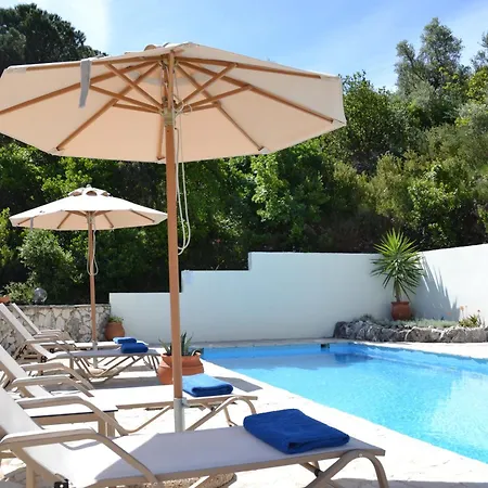 With Heated Pool And Sea View *